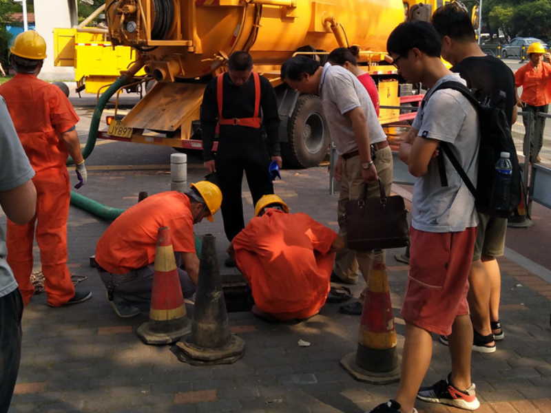 广州市荔湾区南岸路疏通厕所高压车洗管渠