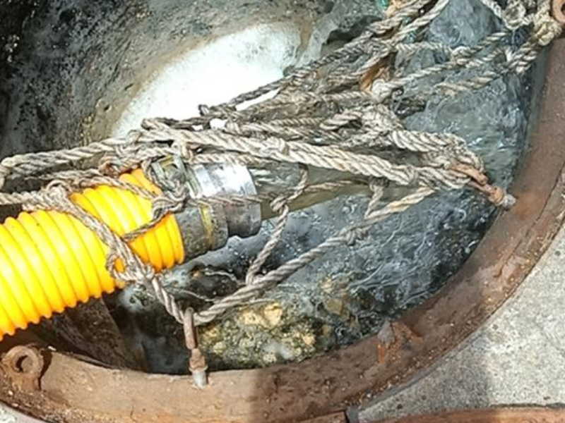 广州市荔湾区疏通下水道改建厕所