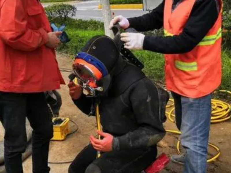 广州市荔湾区宝华路疏通厕所专业知识管道防嗅